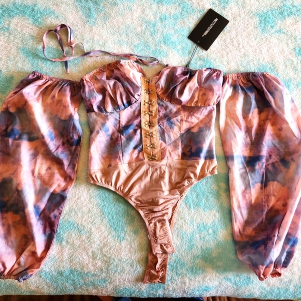 NWT Corset-top Balletcore PrettyLittleThing Off shoulder Bodysuit Sz 2
